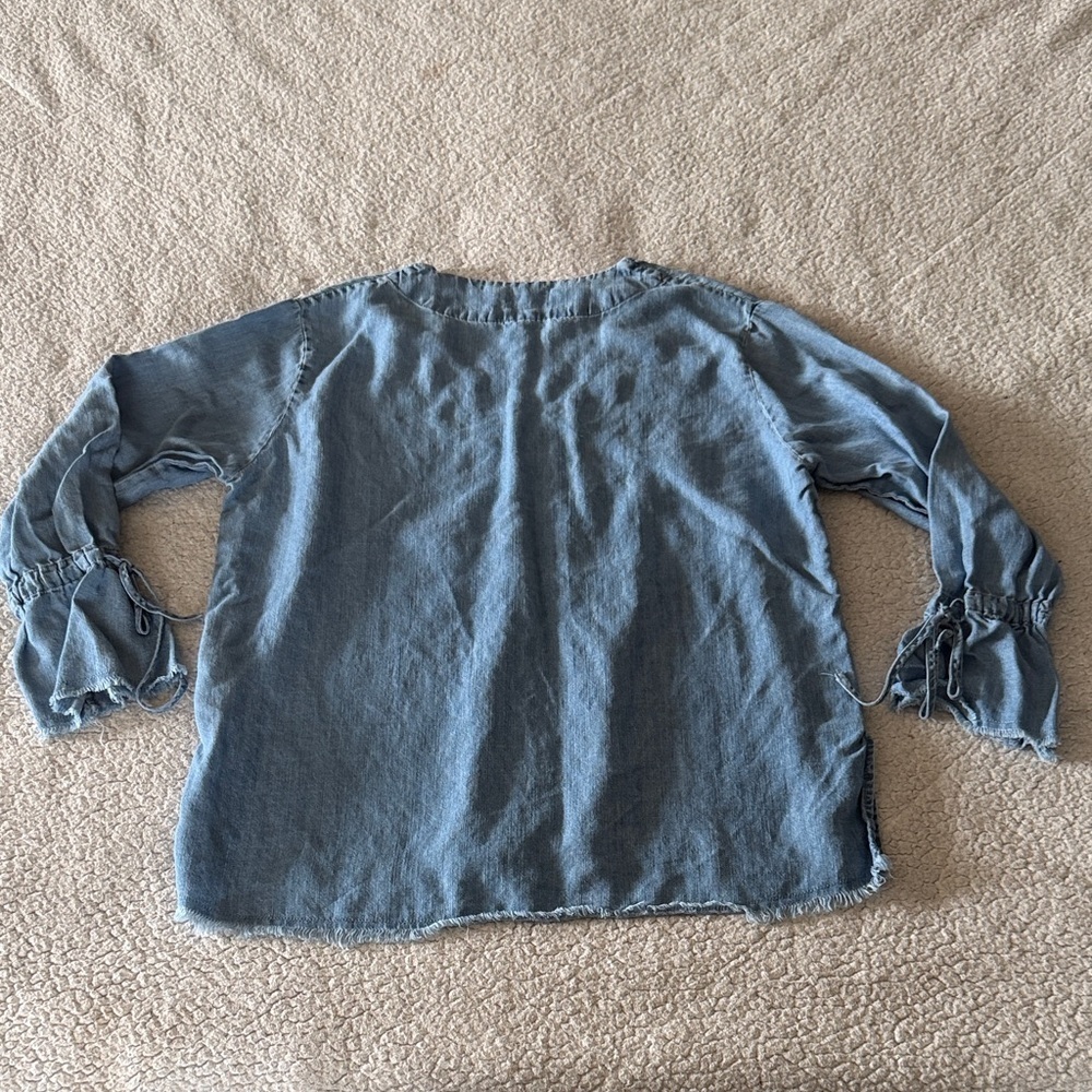Rails Zimi Light Blue V-Neck Top Vintage Wash Medium - Picture 7 of 7